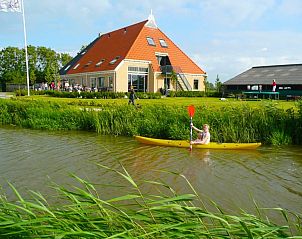 Verblijf 261401 • Vakantiewoning Het Friese platteland • Recreatieboerderij Slachtehiem 