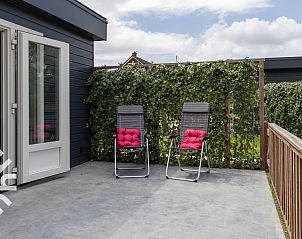 Wasmachine en droger in vakantiehuis FR423, Schoterzijl, Friesland.