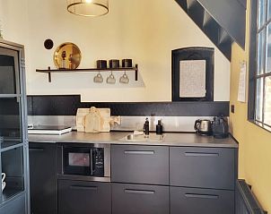 Moderne keuken in Vakantiehuis in Burdaard, ideaal voor zelfcatering op het Friese platteland van Friesland.