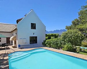 Guest house 2723822 - Holiday property West-Kaap - Thatch Cottage Somerset West