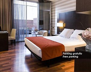 Guest house 3414201 • Apartment Aragom / Navarra / La Rioja • Hotel Zenit Pamplona 