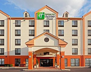 Guest house 3425203 • Apartment Oostkust • Holiday Inn Express Hotel & Suites Meadowlands Area, an IHG  