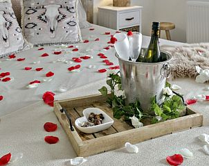 Guest house 370208 - Bed and Breakfast Midden Limburg - Bed & Wellness Het Gelukshuis