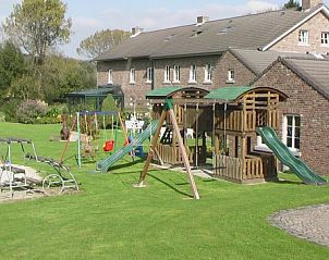 Speeltuin bij Vakantiewoningen Pesakerdal, Gulpen, Zuid Limburg, ideaal voor kinderen en familieplezier.