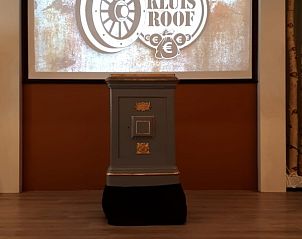 Kluisroof spel bij Landgoed de Biestheuvel in Hoogeloon, spannende indoor activiteit in de Kempen.