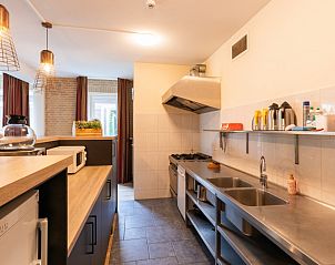 Moderne keuken in Voorhuis vakantiewoning, Hoogeloon, Kempen, Noord Brabant.