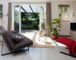 Ruime binnenruimte in Vakantiehuis in Zegge, perfect voor een ontspannen verblijf in West Brabant.