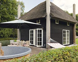 Guest house 523501 • Special overnight stays Twente • De Klaproos met Hottub 