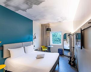 Guest house 5513102 • Apartment Vale do Tejo • Hotel ibis Lisboa Alfragide 
