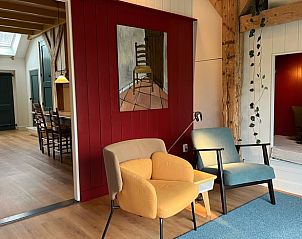 Open woonkamer in Vakantiehuis in Nigtevecht, Utrecht met gezellige sfeer.