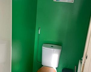 Groene toiletruimte in Huisje in Nieuwersluis, vakantiehuis, Utrecht eo, Utrecht.