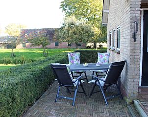 Speeltuin en tuin bij UT073 vakantiehuis in Westbroek Utrecht