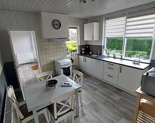 Slaapkamer met tweepersoonsbed in UT073 vakantiehuis Westbroek Utrecht