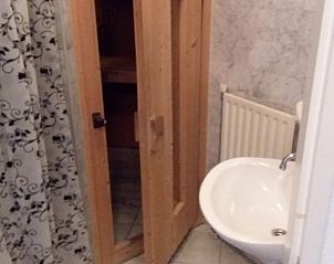 Priv sauna in Villa Zeerob, Scharendijke, vakantiehuis in Zeeland voor ultieme ontspanning.