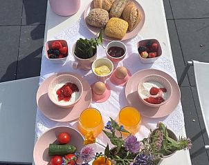 Gezond ontbijt bij Huisje in Noordgouwe, bed and breakfast in Noordgouwe, Zeeland.