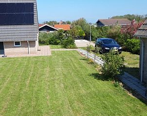 Uitzicht op de groene omgeving van Vakantiehuis Joossesweg 191, Westkapelle, Walcheren, Zeeland.
