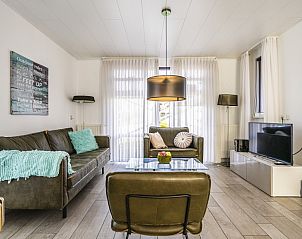 Comfortabele zithoek in Westduin 24 vakantiehuis, Vlissingen, Walcheren, Zeeland.