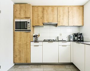 Volledig uitgeruste keuken in Westduin 24 vakantiehuis, Vlissingen, Walcheren, Zeeland.