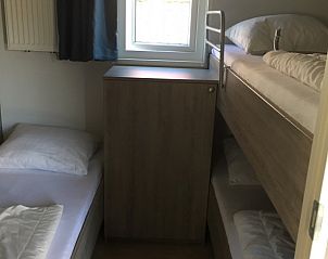 Kinderkamer met stapelbed in Meerchalet 2, Zoutelande, Walcheren.