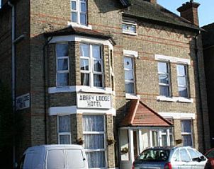 Verblijf 634065548 - Bed and breakfast Engeland - Abbey Lodge Hotel - B&B