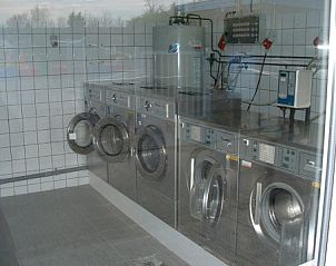 Wasserette faciliteiten op Ardoer Camping, Zuid-Beveland voor gasten van 4 Stam vakantiehuis