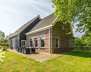 Verblijf 640904 • Vakantiewoning Zuid-Beveland • Prachtige 16-persoons groepsaccommodatie met ruime tuin, 