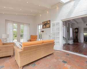 Zithoek in Vakantiehuisje in Hansweert met toegang tot terras, Zuid-Beveland, Zeeland.