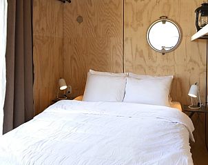 Comfortabel bed in Huisje in Oud Ade, vakantiehuis in Groene Hart, Zuid-Holland.