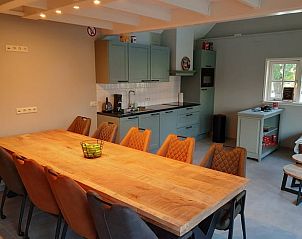 Ruime eetkamer in Vakantiehuis in Bergambacht, Groene Hart, Zuid-Holland.