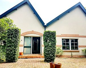 Charmante gevel van Vakantiehuisje in Bleiswijk, een uitnodigende vakantiewoning in Rotterdam eo, Zuid-Holland.