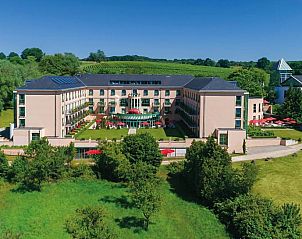 Verblijf 8420001 • Vakantie appartement Saarland • Victor's Residenz-Hotel Schloss Berg 