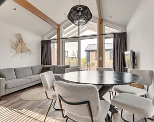 Verblijf 990136 - Vakantiewoning Schouwen-Duiveland - Chalet De Zeester nr. 718 - Strandpark de Zeeuwse Kust